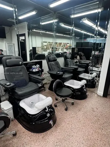 Beauty Salon For Sale In Flagler Street Miami FL 33144