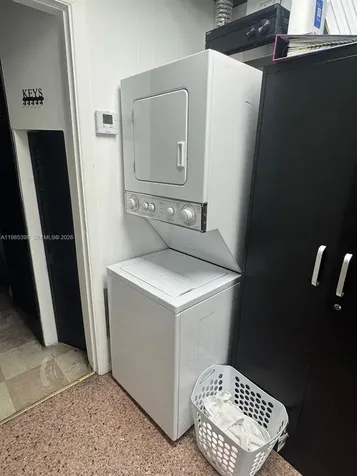 Beauty Salon For Sale In Flagler Street Miami FL 33144