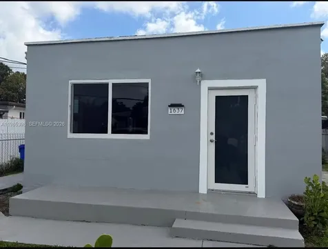 1637 NW 31st Avenue Miami FL 33125