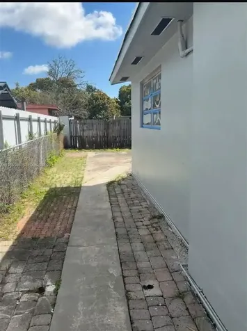 1637 NW 31st Avenue Miami FL 33125