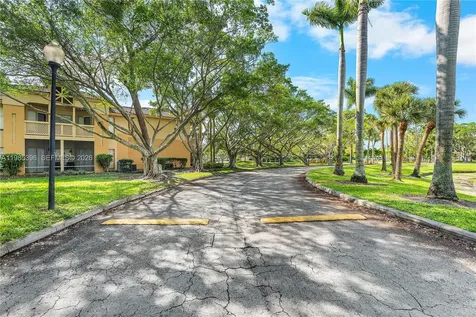 4759 Via Palm Lakes West Palm Beach FL 33417