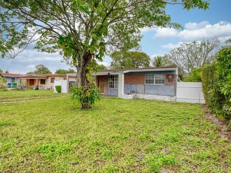 6111 SW 20th Court Miramar FL 33023
