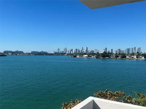 3 Island Avenue Miami Beach FL 33139