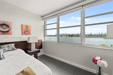 3 Island Avenue Miami Beach FL 33139