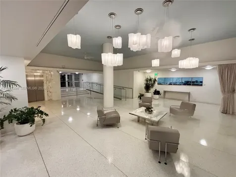 3 Island Avenue Miami Beach FL 33139