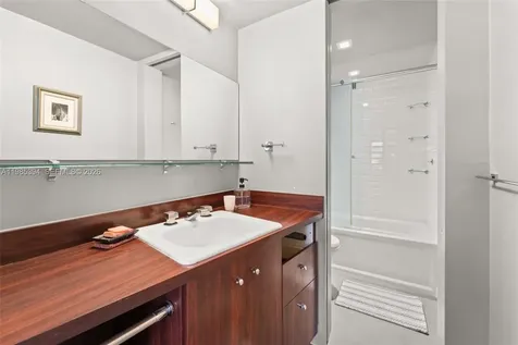 3 Island Avenue Miami Beach FL 33139