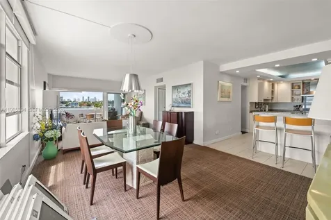 3 Island Avenue Miami Beach FL 33139