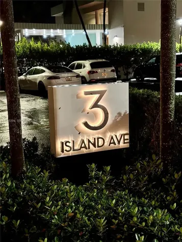 3 Island Avenue Miami Beach FL 33139