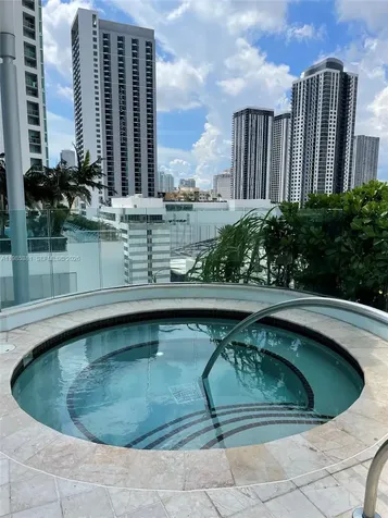 900 Biscayne Boulevard Miami FL 33132