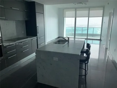 900 Biscayne Boulevard Miami FL 33132