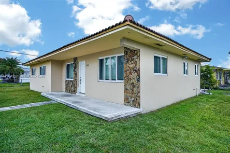 3900 SW 67th Avenue Miami FL 33155