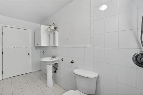 3900 SW 67th Avenue Miami FL 33155