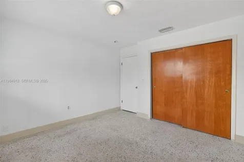 3900 SW 67th Avenue Miami FL 33155