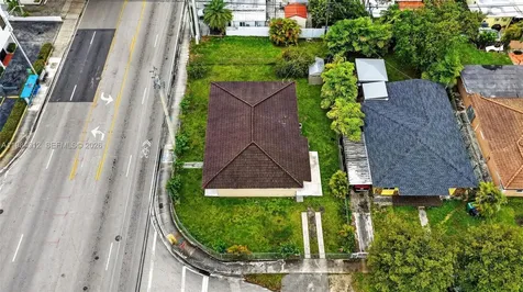 3900 SW 67th Avenue Miami FL 33155