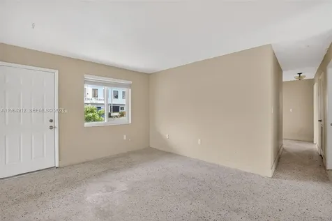 3900 SW 67th Avenue Miami FL 33155