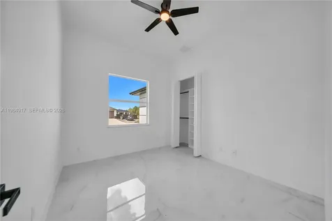 704 Clayton Lehigh Acres FL 33972