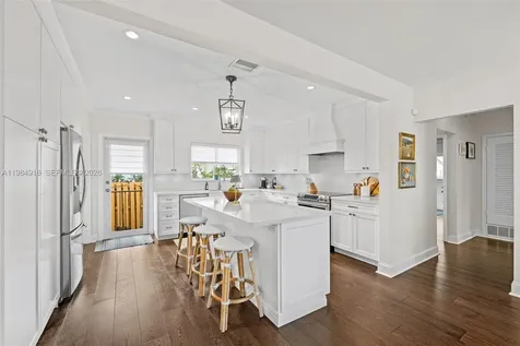 9880 NE 9th Avenue Miami Shores FL 33138