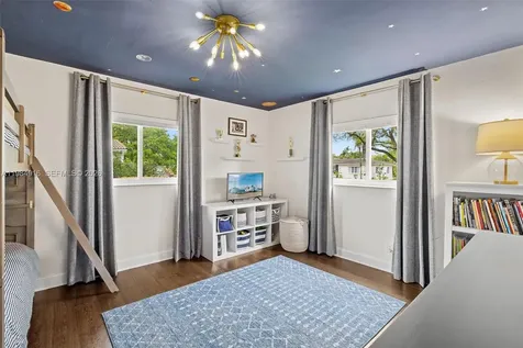 9880 NE 9th Avenue Miami Shores FL 33138