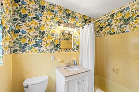 9880 NE 9th Avenue Miami Shores FL 33138