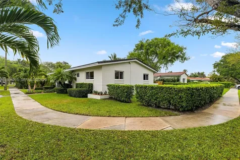 9880 NE 9th Avenue Miami Shores FL 33138