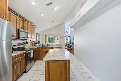 12502 Lake Vista Drive Tampa FL 33534