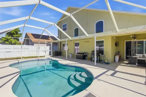 12502 Lake Vista Drive Tampa FL 33534