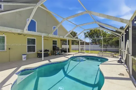 12502 Lake Vista Drive Tampa FL 33534