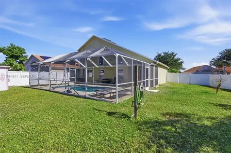 12502 Lake Vista Drive Tampa FL 33534