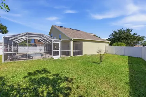 12502 Lake Vista Drive Tampa FL 33534
