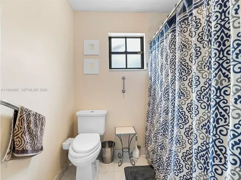 13811 SW 14th Street Miami FL 33184
