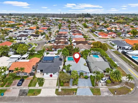 13811 SW 14th Street Miami FL 33184