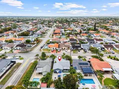 13811 SW 14th Street Miami FL 33184