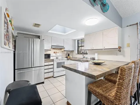 13811 SW 14th Street Miami FL 33184