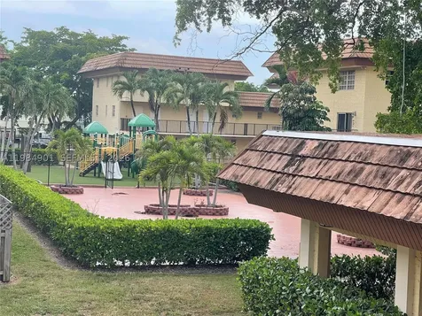 8600 SW 109th Avenue Miami FL 33173