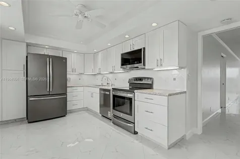 3970 Oaks Clubhouse Drive Pompano Beach FL 33069