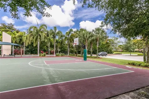 3970 Oaks Clubhouse Drive Pompano Beach FL 33069