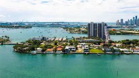 1000 Venetian Way Miami FL 33139