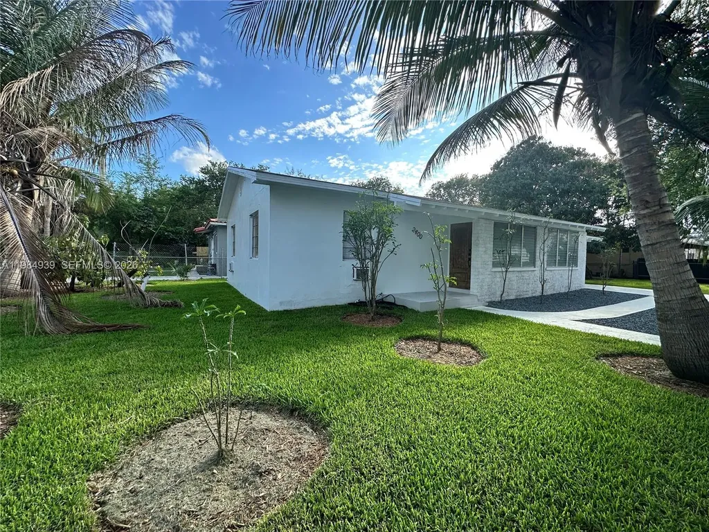 2400 NW 15th Street Miami FL 33125