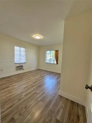 2400 NW 15th Street Miami FL 33125
