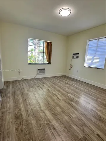 2400 NW 15th Street Miami FL 33125