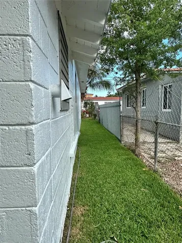 2400 NW 15th Street Miami FL 33125