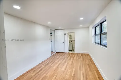 6424 SW 20th Street Miramar FL 33023