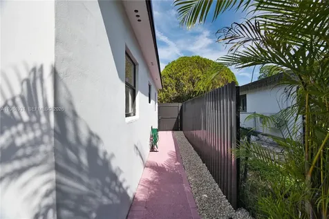 6424 SW 20th Street Miramar FL 33023