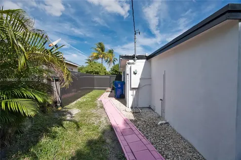 6424 SW 20th Street Miramar FL 33023