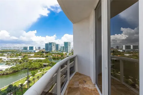 16001 Collins Avenue Sunny Isles Beach FL 33160