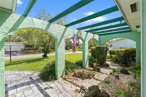 19900 SW 87th Court Cutler Bay FL 33157