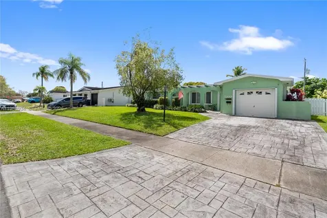 19900 SW 87th Court Cutler Bay FL 33157