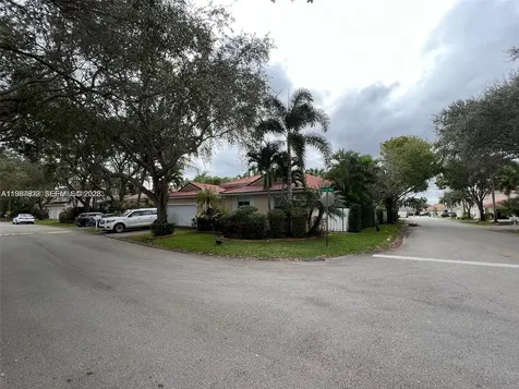 5283 SW 33rd Way Fort Lauderdale FL 33312