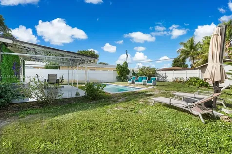 1935 Arthur Street Hollywood FL 33020