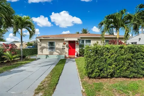 1935 Arthur Street Hollywood FL 33020